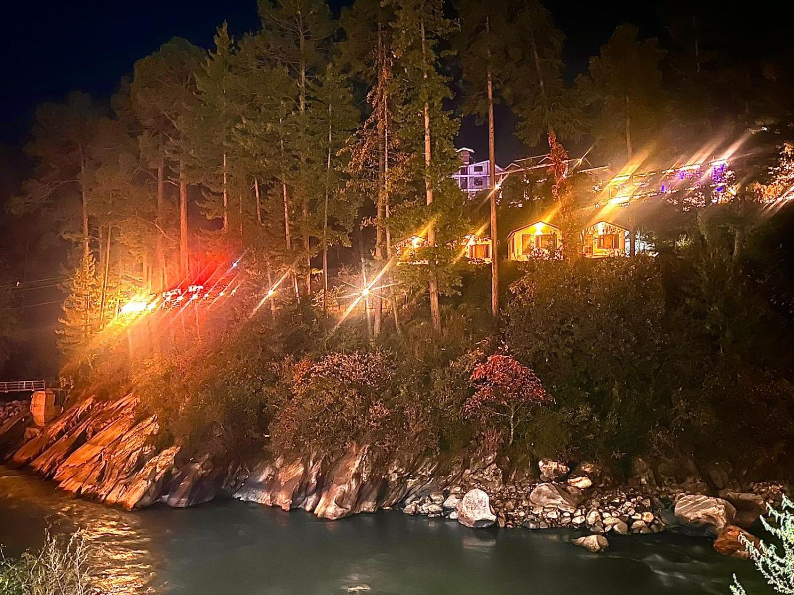 Ahava Kasol Riverside Cafe And Cottages Екстер'єр фото