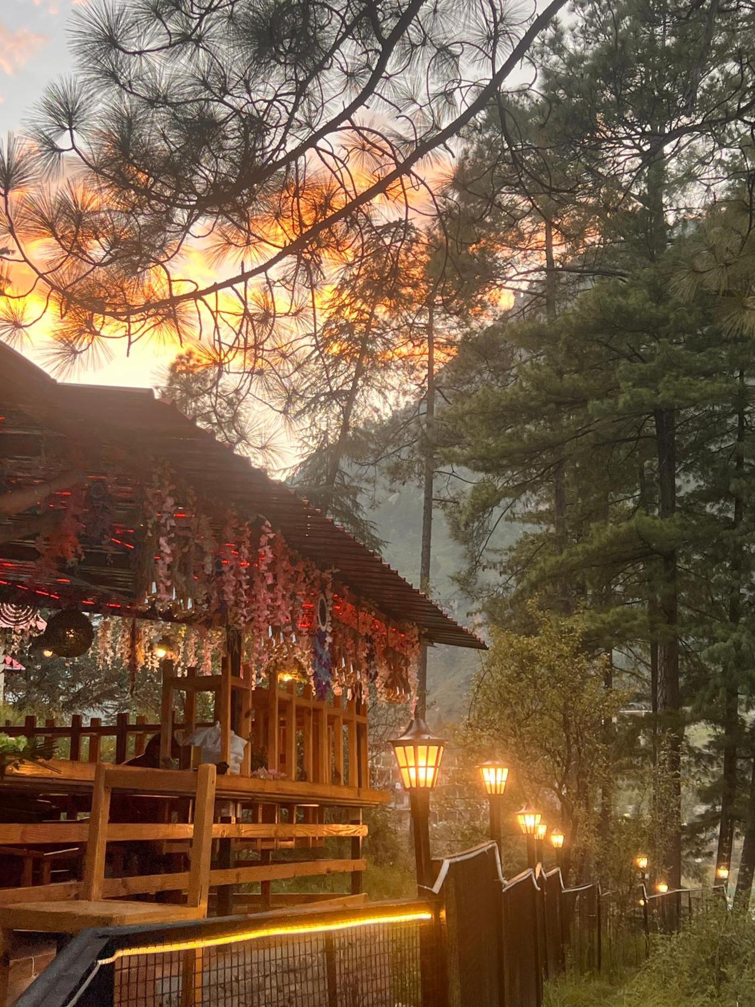 Ahava Kasol Riverside Cafe And Cottages Екстер'єр фото