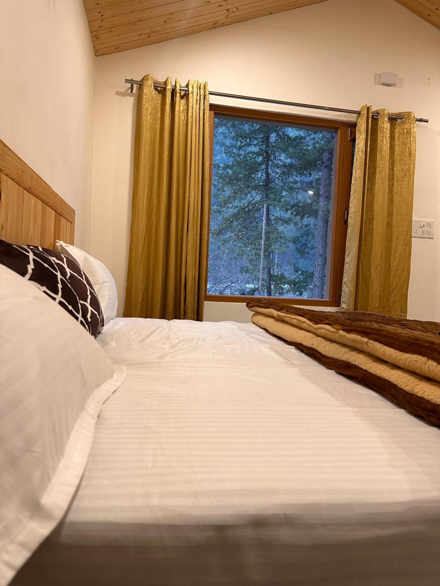 Ahava Kasol Riverside Cafe And Cottages Екстер'єр фото